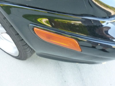 Mercedes Hella Bumper Turn Signal Marker Light, Right 2088200221 W208 CLK320 CLK430 CLK55 AMG2